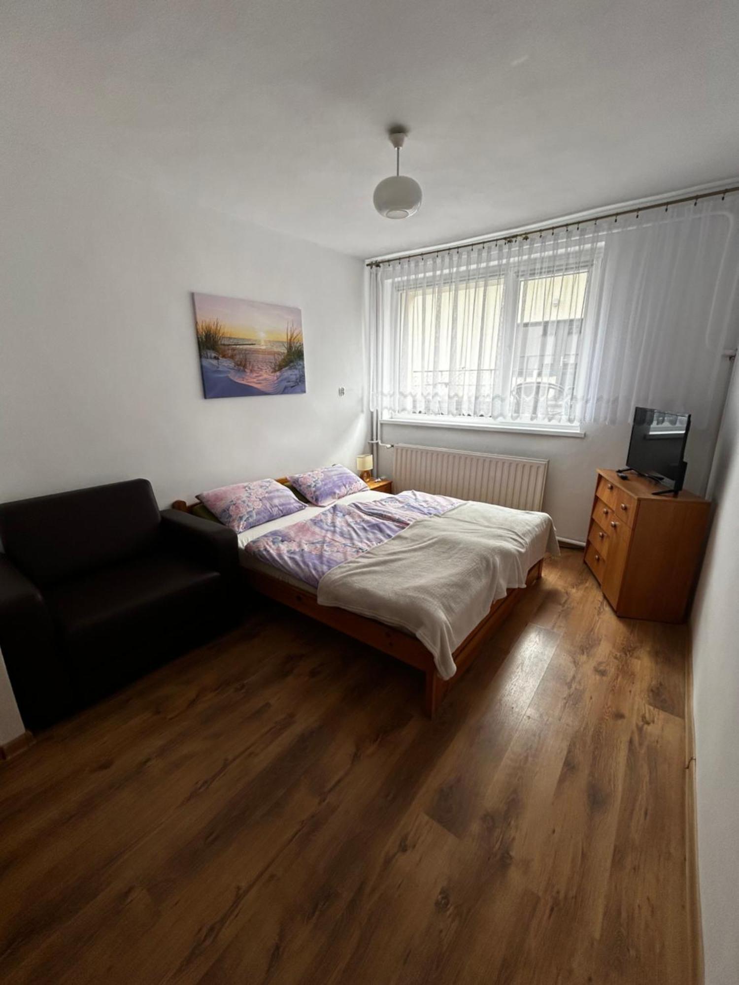 Pokoje Goscinne Zuza Wladyslawowo Exterior foto